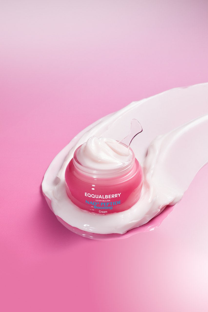 Kem dưỡng chống lão hóa Eqqualberry NAD+ Peptide Boosting Cream 50ML - Ảnh 11