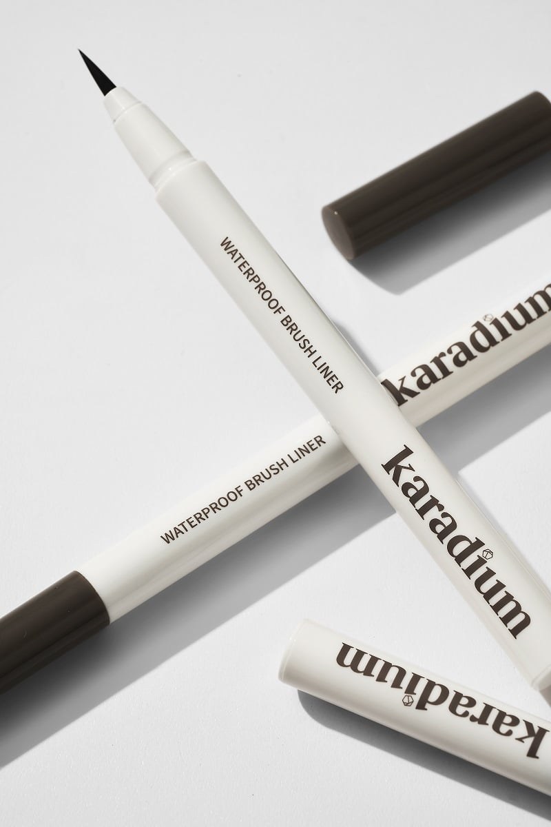 Kẻ mắt dạ Karadium Waterproof Brush Liner 0.55G - Ảnh 4